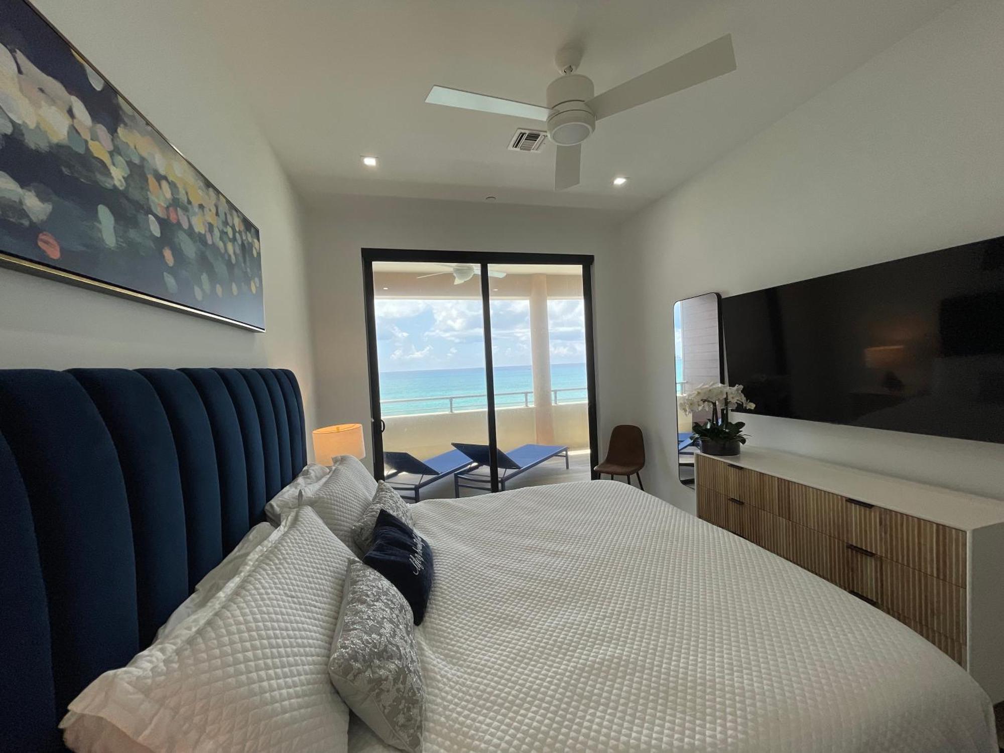 Luxury Ocean Front Seadreams 2 With 7 Mile Beach Views West Bay Exterior foto